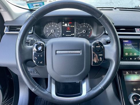 Used 2020 Land Rover Range Rover Velar S image 21