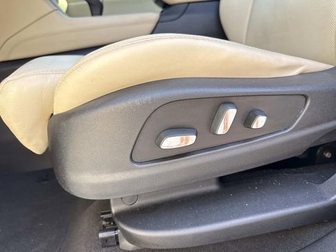 Used 2017 Cadillac XT5 Premium Luxury FWD image 20