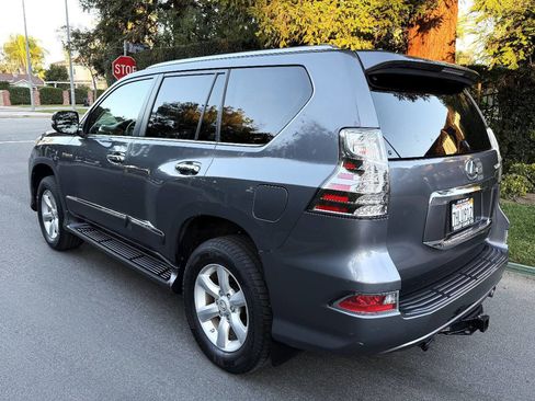 Used 2015 Lexus GX 460 image 5