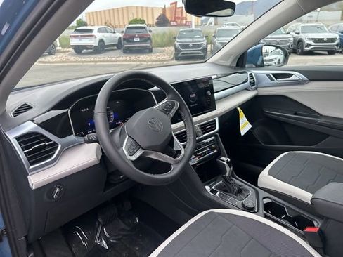 New 2026 Volkswagen Taos SE AWD/4WD image 21