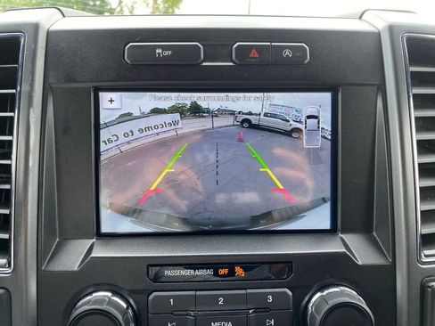 Used 2018 Ford F150 XLT w/ Equipment Group 302A Luxury AWD/4WD image 29