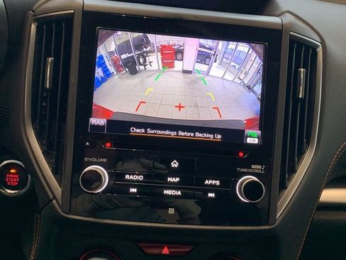 Used 2020 Subaru Crosstrek 2.0i Limited w/ Moonroof Package w/Navigation image 8