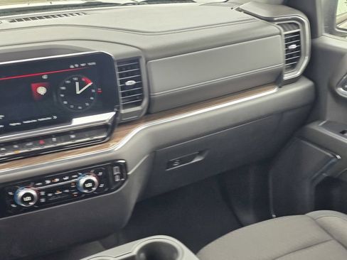 Used 2024 GMC Sierra 1500 Elevation AWD/4WD image 18