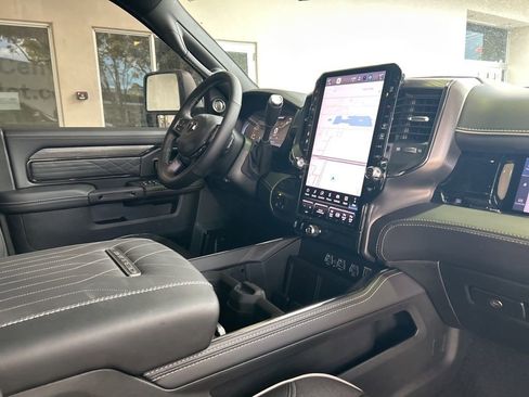 New 2026 RAM 2500 Limited image 28