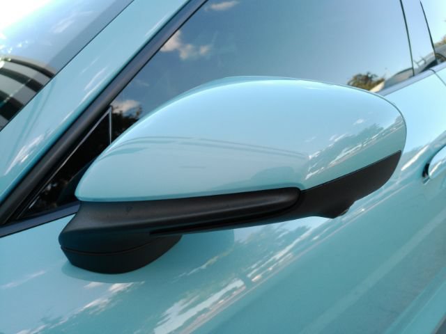 Used 2022 Porsche Taycan RWD image 16