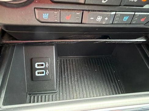 Used 2019 Ford F250 Platinum w/ Platinum Ultimate Package AWD/4WD image 30