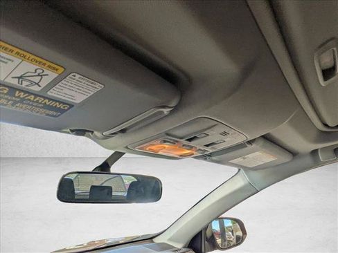 Used 2014 Toyota RAV4 XLE AWD/4WD image 19