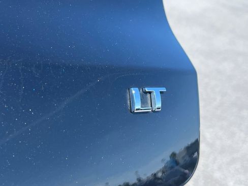 Used 2025 Chevrolet TrailBlazer LT AWD/4WD image 16