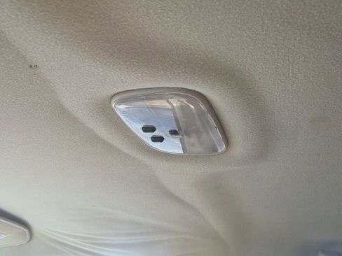 Used 2006 Ford Escape XLT image 19