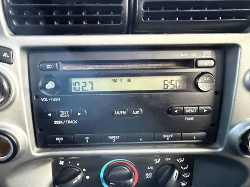 Used 2011 Ford Ranger XLT AWD/4WD image 40