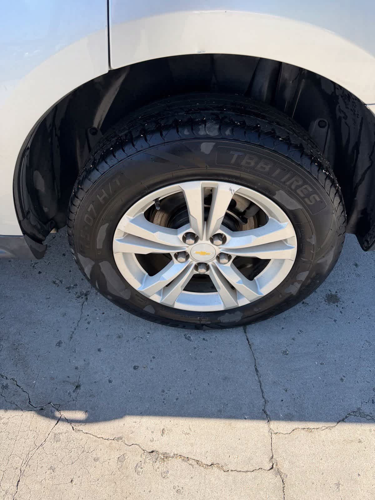 Used 2013 Chevrolet Equinox LT w/ Driver Convenience Package FWD image 9