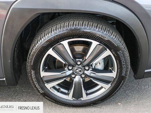 Used 2025 Lexus UX 300h FWD image 9