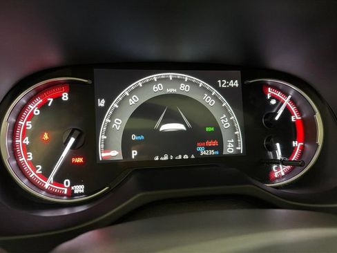 Used 2025 Toyota RAV4 XLE w/ Convenience Package FWD image 20