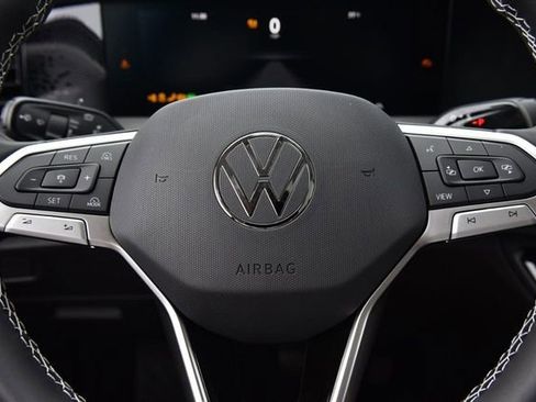 New 2026 Volkswagen Tiguan SE AWD/4WD image 18