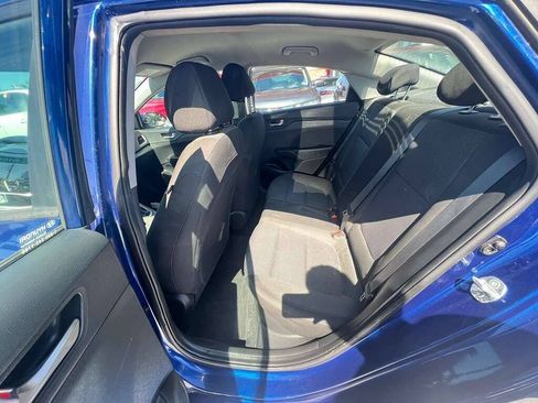 Used 2021 Hyundai Accent SE FWD image 14