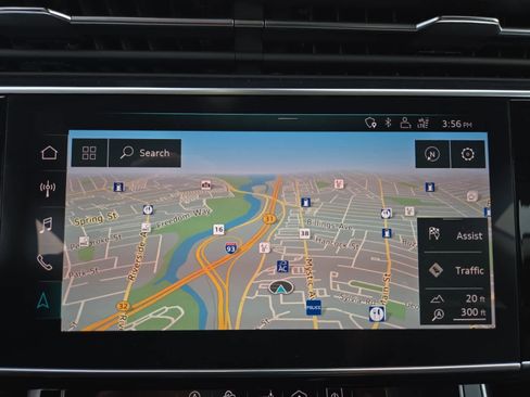 Used 2020 Audi Q8 Premium Plus image 24