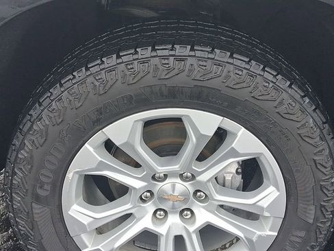 Used 2023 Chevrolet Silverado 1500 LTZ image 12