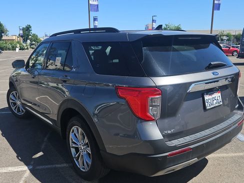 Certified 2023 Ford Explorer XLT w/ Equipment Group 202A AWD/4WD image 8