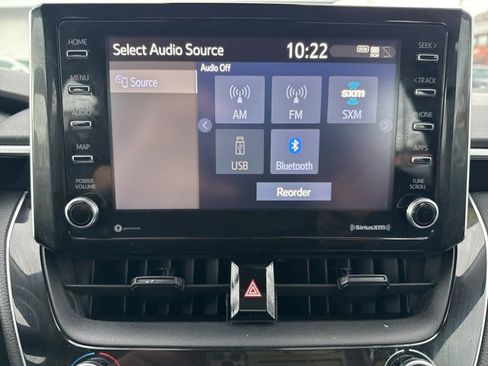 Used 2021 Toyota Corolla LE w/ Carpet Mat Package (TMS) image 6