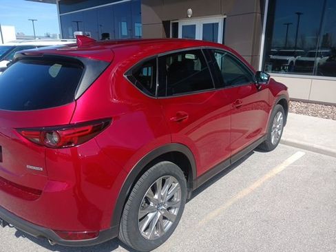 Used 2021 MAZDA CX-5 Grand Touring image 3