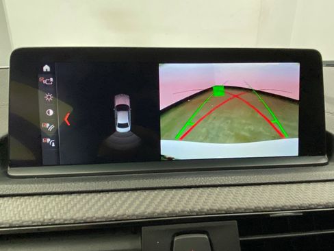 Used 2018 BMW M2 RWD image 31