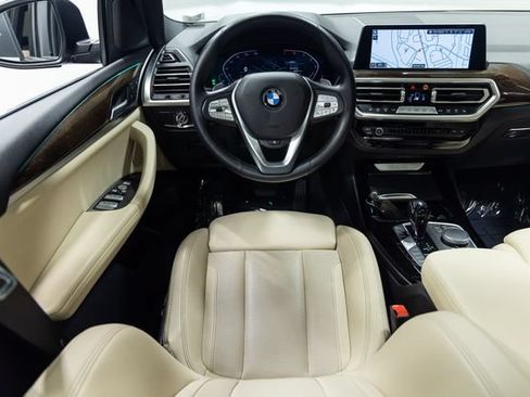 Used 2023 BMW X3 xDrive30i w/ Convenience Package AWD/4WD image 3