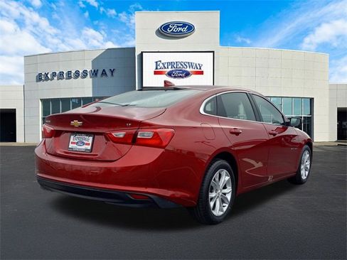Used 2024 Chevrolet Malibu LT image 6