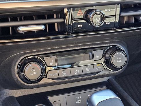 New 2026 Nissan Kicks SV image 22