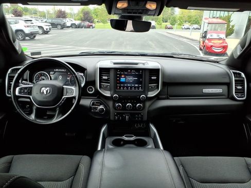 Used 2021 RAM 1500 Big Horn AWD/4WD image 11