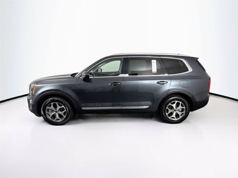 Used 2022 Kia Telluride EX FWD image 14