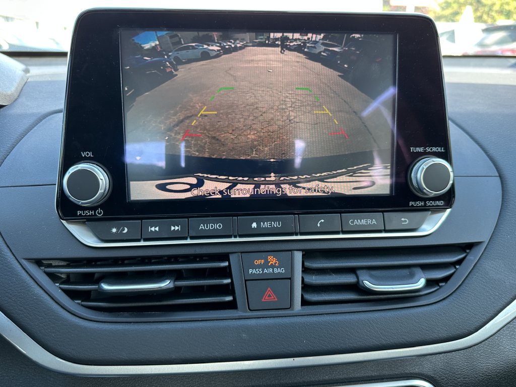 Used 2025 Nissan Altima 2.5 S FWD image 28