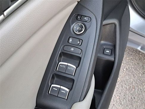 Used 2018 Honda Accord Touring image 22