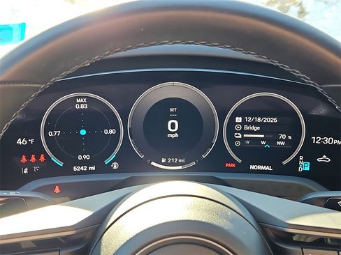 Certified 2025 Porsche Taycan 4S image 36