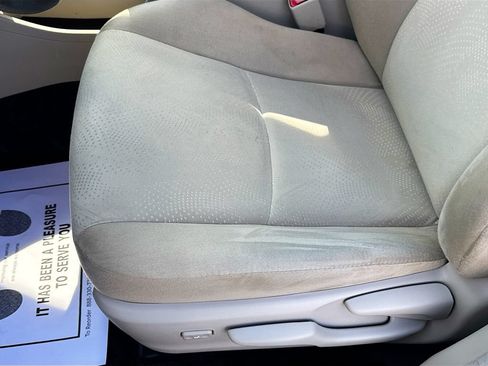 Used 2012 Toyota Prius V Two FWD image 22