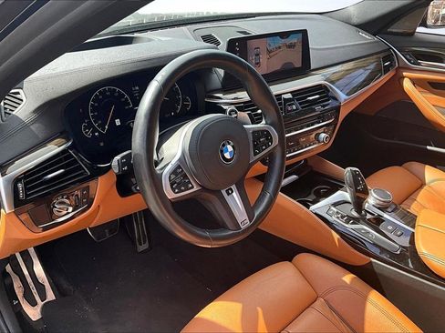 Used 2019 BMW M550i xDrive AWD/4WD image 17