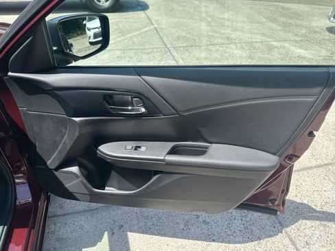 Used 2014 Honda Accord Sport image 20