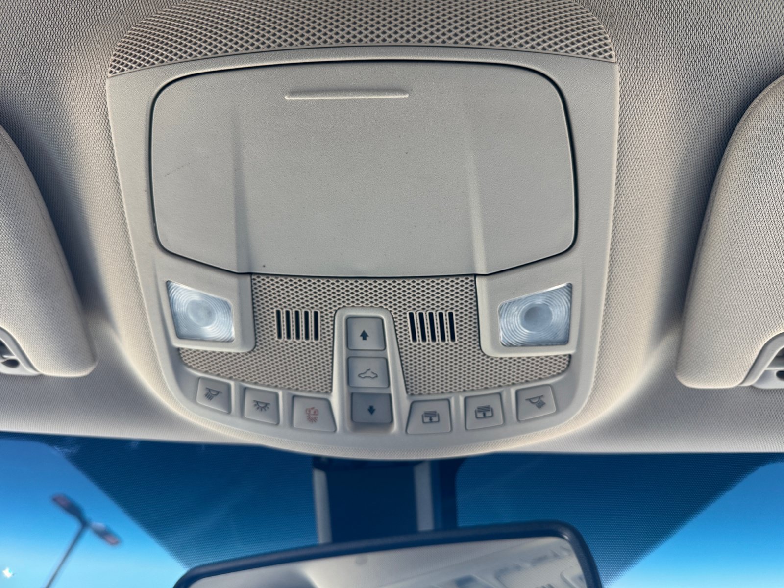 Used 2018 Lincoln MKX Reserve FWD image 31