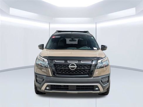 Used 2024 Nissan Pathfinder Rock Creek AWD/4WD image 10