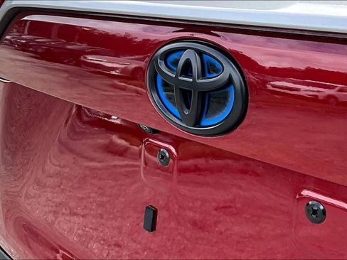 Used 2024 Toyota RAV4 Limited w/ Weather Package AWD/4WD image 31