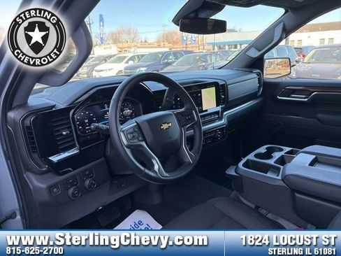 Used 2024 Chevrolet Silverado 1500 LT image 10