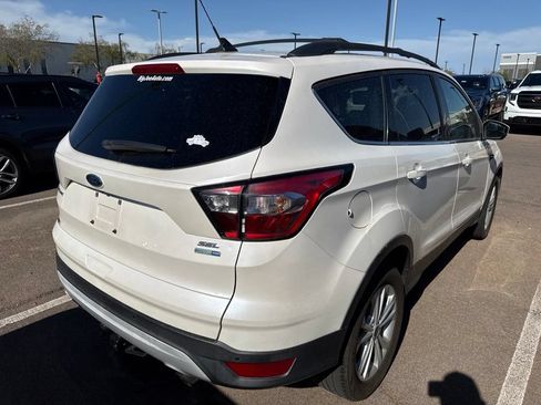 Used 2018 Ford Escape SEL AWD/4WD image 3