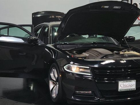 Used 2015 Dodge Charger R/T w/ Wheels & Tunes Group RWD image 15