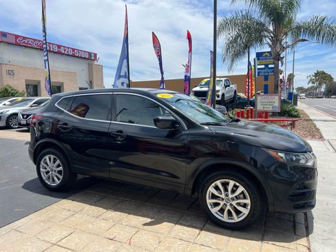 Used 2021 Nissan Rogue Sport S FWD image 9
