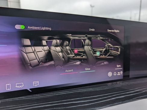 Used 2026 Cadillac Escalade ESV Sport w/ Touring Package image 28