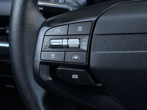 Used 2025 Kia K4 FWD image 13