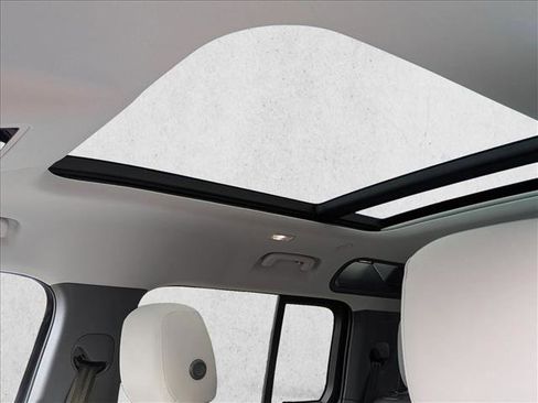 New 2026 Land Rover Defender 110 S AWD/4WD image 15