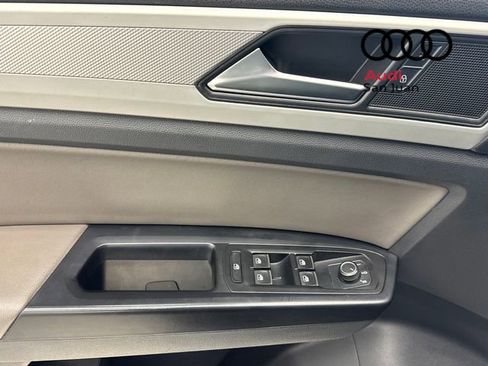 Used 2021 Volkswagen Atlas Cross Sport S image 28