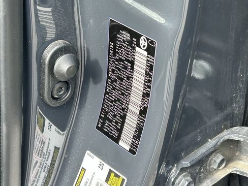 Used 2025 Toyota Corolla LE image 13