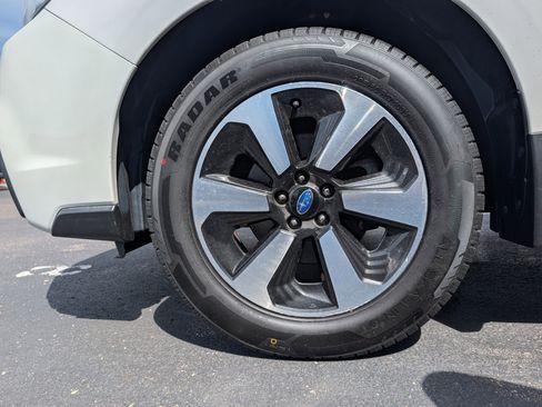 Used 2018 Subaru Forester 2.5i Premium w/ Protection Package #1A AWD/4WD image 15