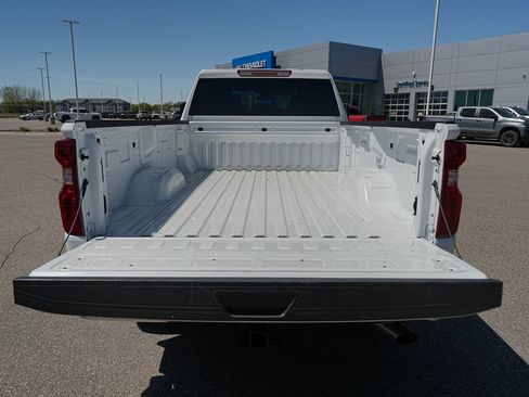 Used 2025 Chevrolet Silverado 2500 LT w/ Convenience Package AWD/4WD image 14